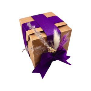 Boîte cadeau kraft & violette - Mariage, baptême, événement.